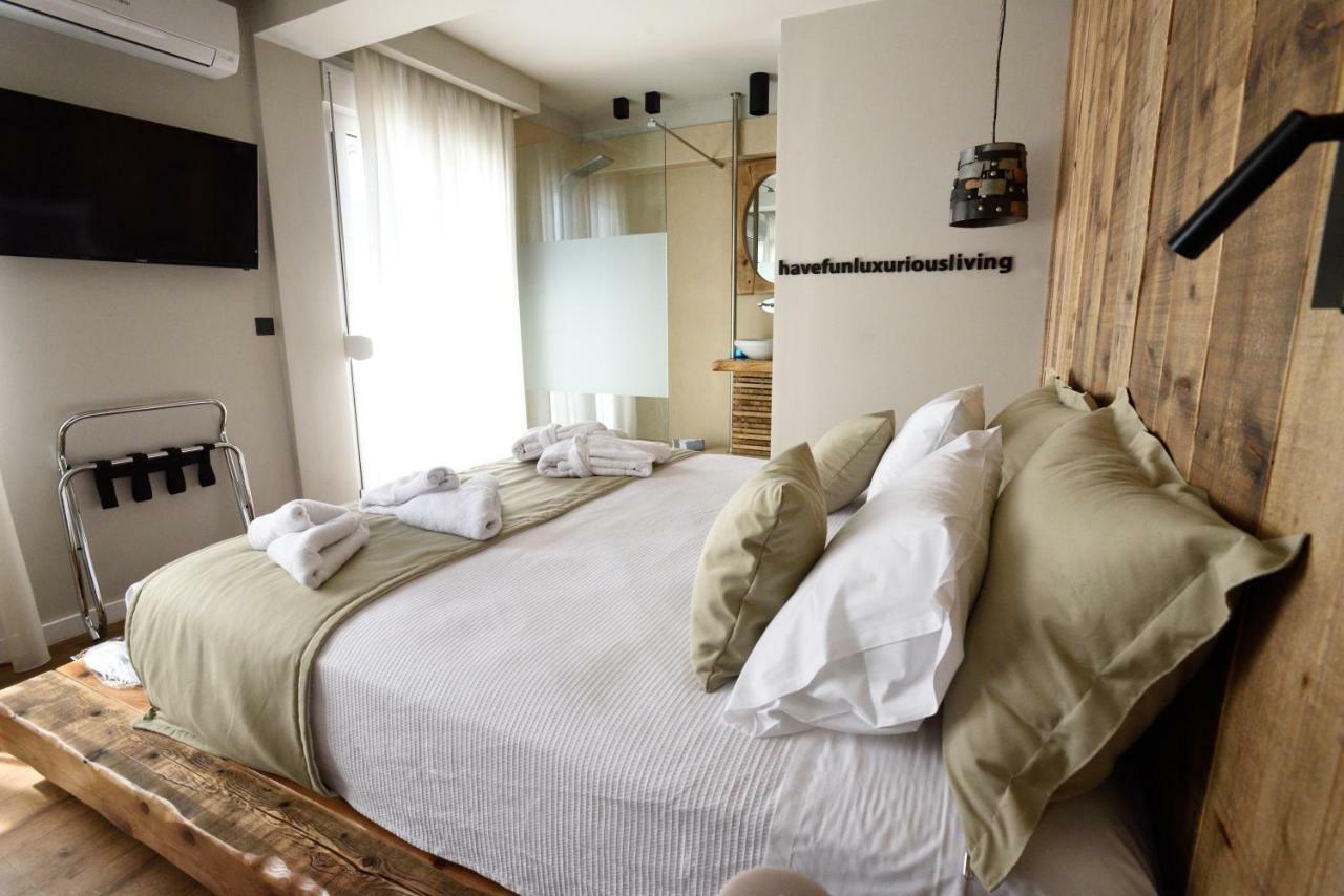 Magnifique Luxury Suites Thessaloniki Exterior photo